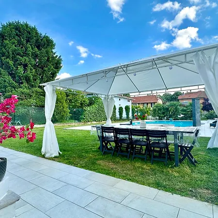 In Con Piscina Privata E Jacuzzi Ad Uso Esclusivo Villa Rivarolo Canavese