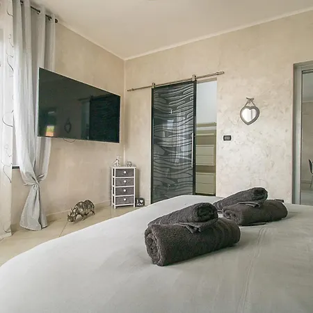 Daire In Con Piscina Privata E Vasca Idromassaggio Ad Uso Esclusivo