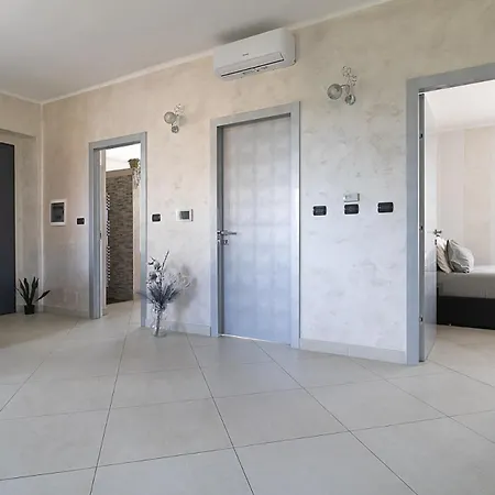 Appartamento In Con Piscina Privata E Vasca Idromassaggio Ad Uso Esclusivo