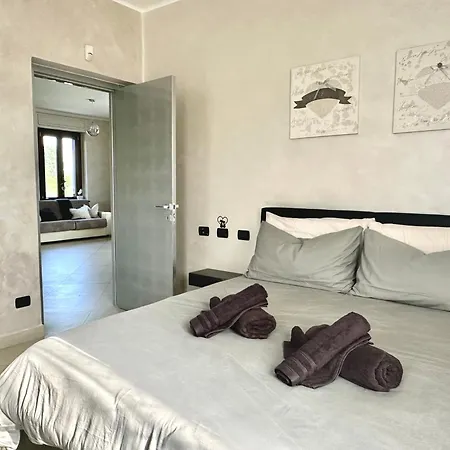 In Con Piscina Privata E Vasca Idromassaggio Ad Uso Esclusivo Apartman *