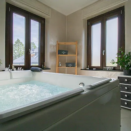 In Con Piscina Privata E Vasca Idromassaggio Ad Uso Esclusivo Rivarolo Canavese