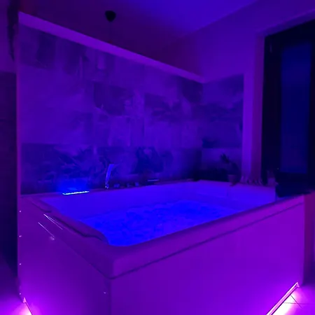 Daire In Con Piscina Privata E Vasca Idromassaggio Ad Uso Esclusivo