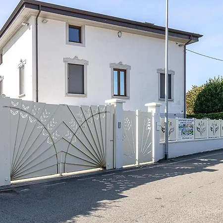 Apartman In Con Piscina Privata E Vasca Idromassaggio Ad Uso Esclusivo Rivarolo Canavese