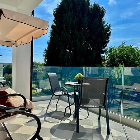 In Con Piscina Privata E Vasca Idromassaggio Ad Uso Esclusivo Rivarolo Canavese