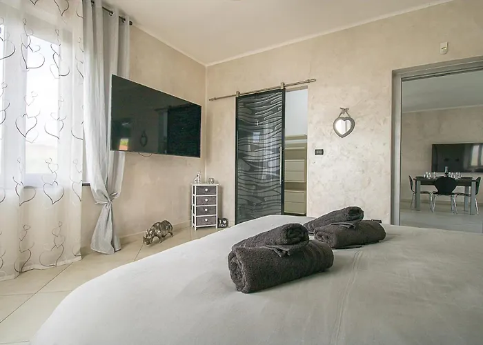 Apartament In Con Piscina Privata E Vasca Idromassaggio Ad Uso Esclusivo