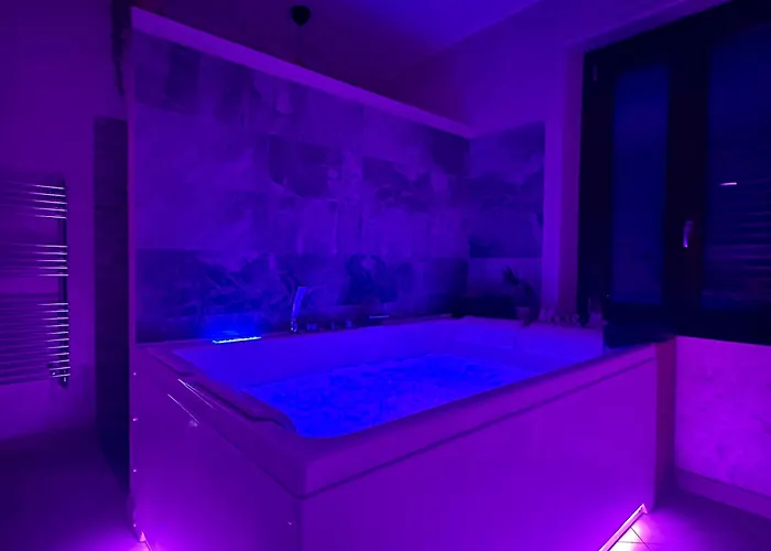 Apartament In Con Piscina Privata E Vasca Idromassaggio Ad Uso Esclusivo