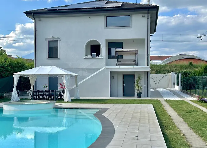Apartament In Con Piscina Privata E Vasca Idromassaggio Ad Uso Esclusivo *