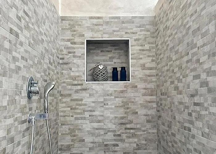 Apartament In Con Piscina Privata E Vasca Idromassaggio Ad Uso Esclusivo *